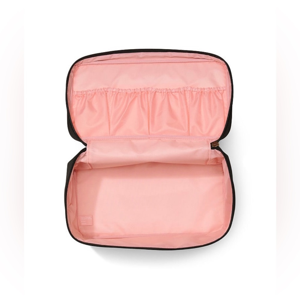 NWT✨Victoria’s Secret Essential Travel Case